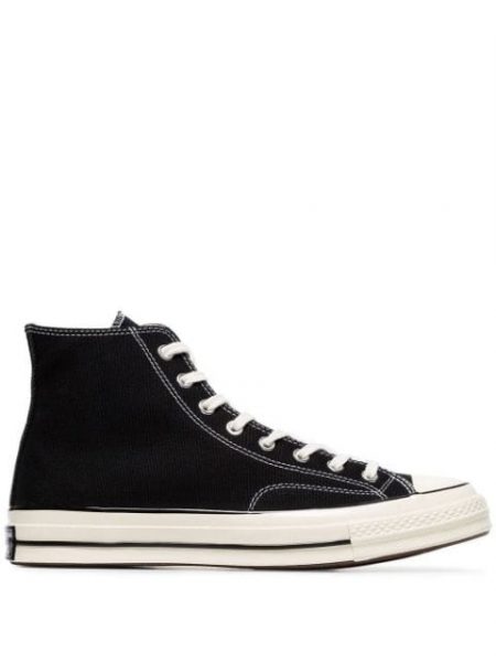BLACK AND WHITE 70'S CHUCK TAYLOR SNEAKERS